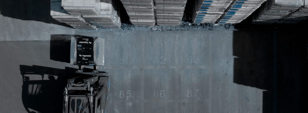 Baustoff header