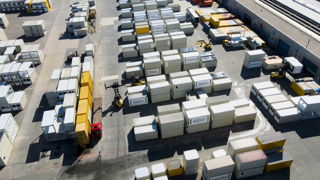 Lager bei Ela Container